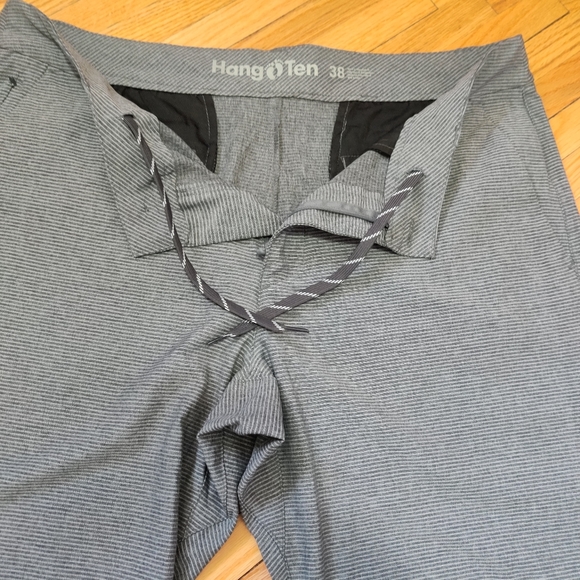 Hang Ten Hybrid Shorts NWOT, size 38 - Picture 4 of 10